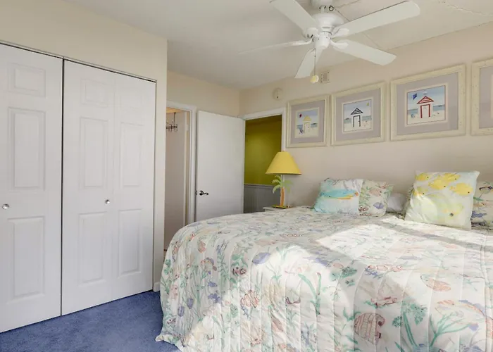 Golden Sands Iii Apartment *