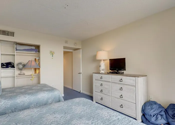 Golden Sands Iii Apartment