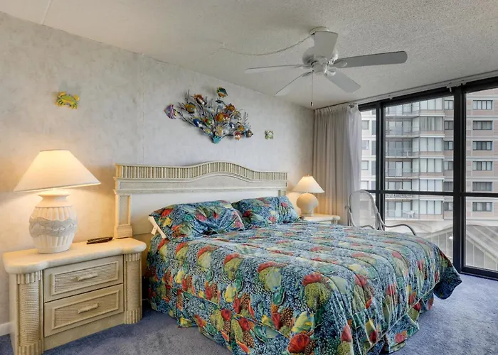 Golden Sands Iii Apartment *