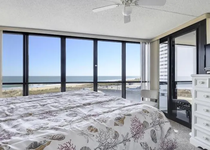 Golden Sands Iii Apartment